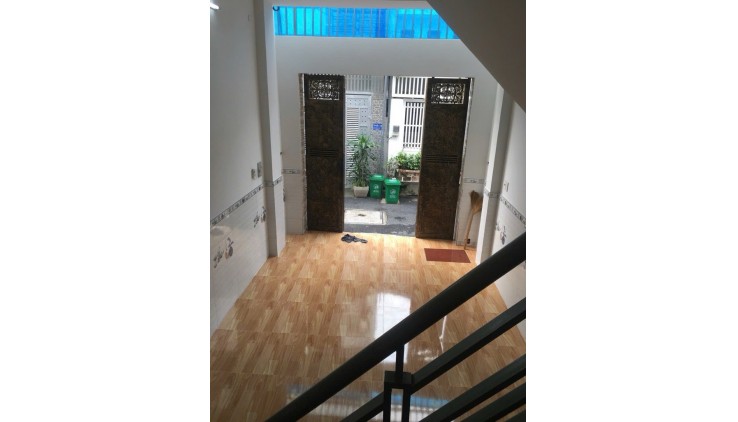 Nhà Hẻm Xe Hơi Nguyễn Ảnh Thủ, Vị Trí Sát Mặt Tiền, 94.4m2 Được Xây Thành 2 Căn Nhà, Giá Chỉ 5.5 Tỷ.